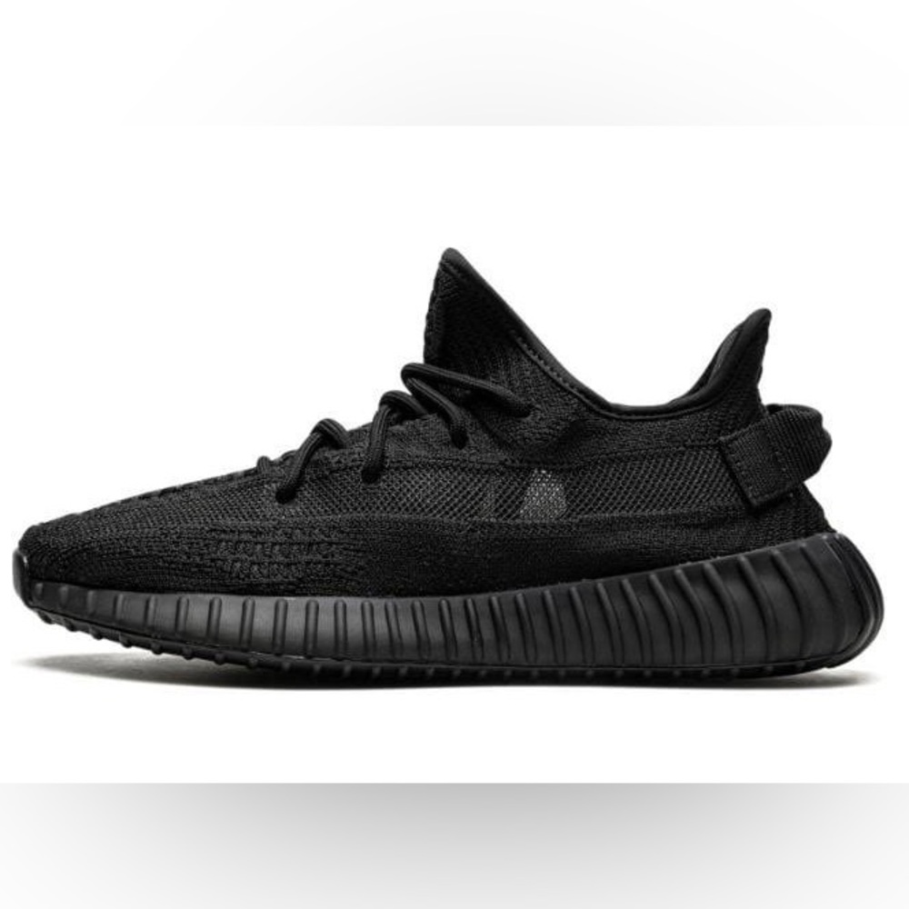 YEEZY 350 V2 ONYX